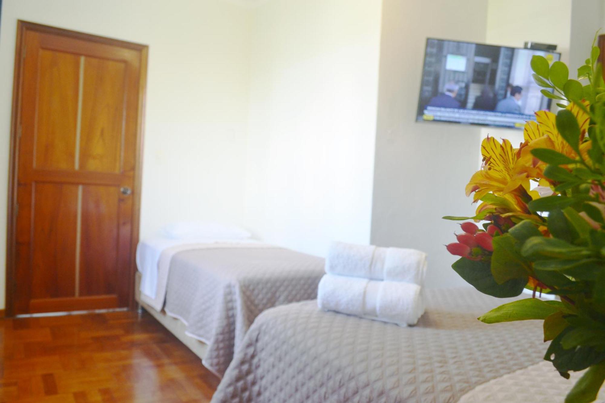 Casa Rodas 2*